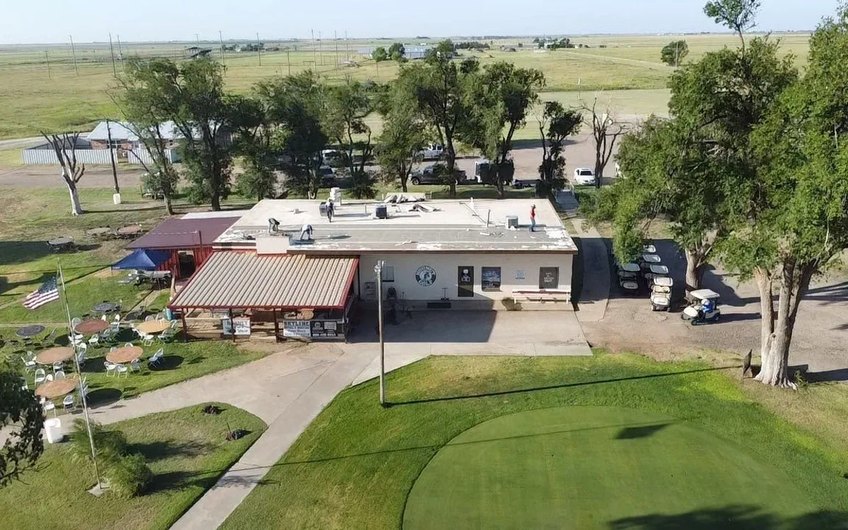 Low-slope roof on a small Texas commercial property